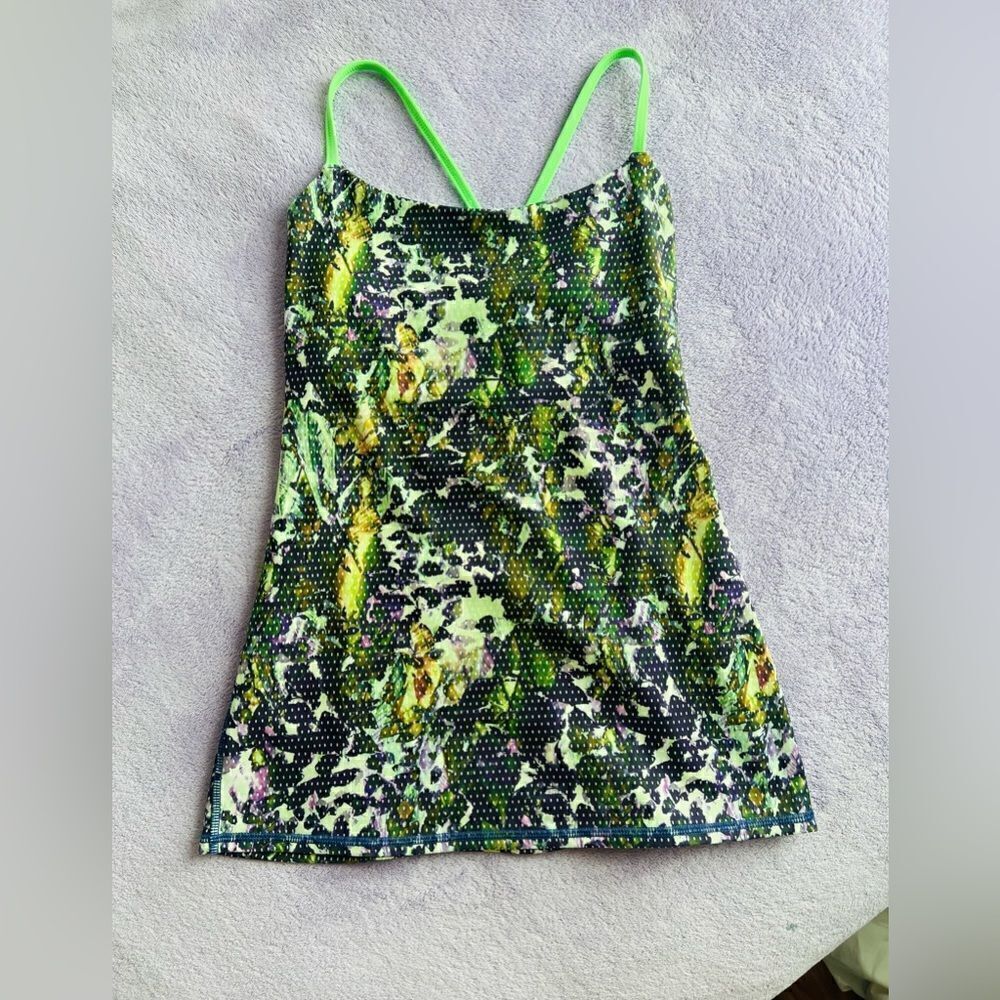 Lululemon Dancing Warrior Tank - Picture 5 of 5